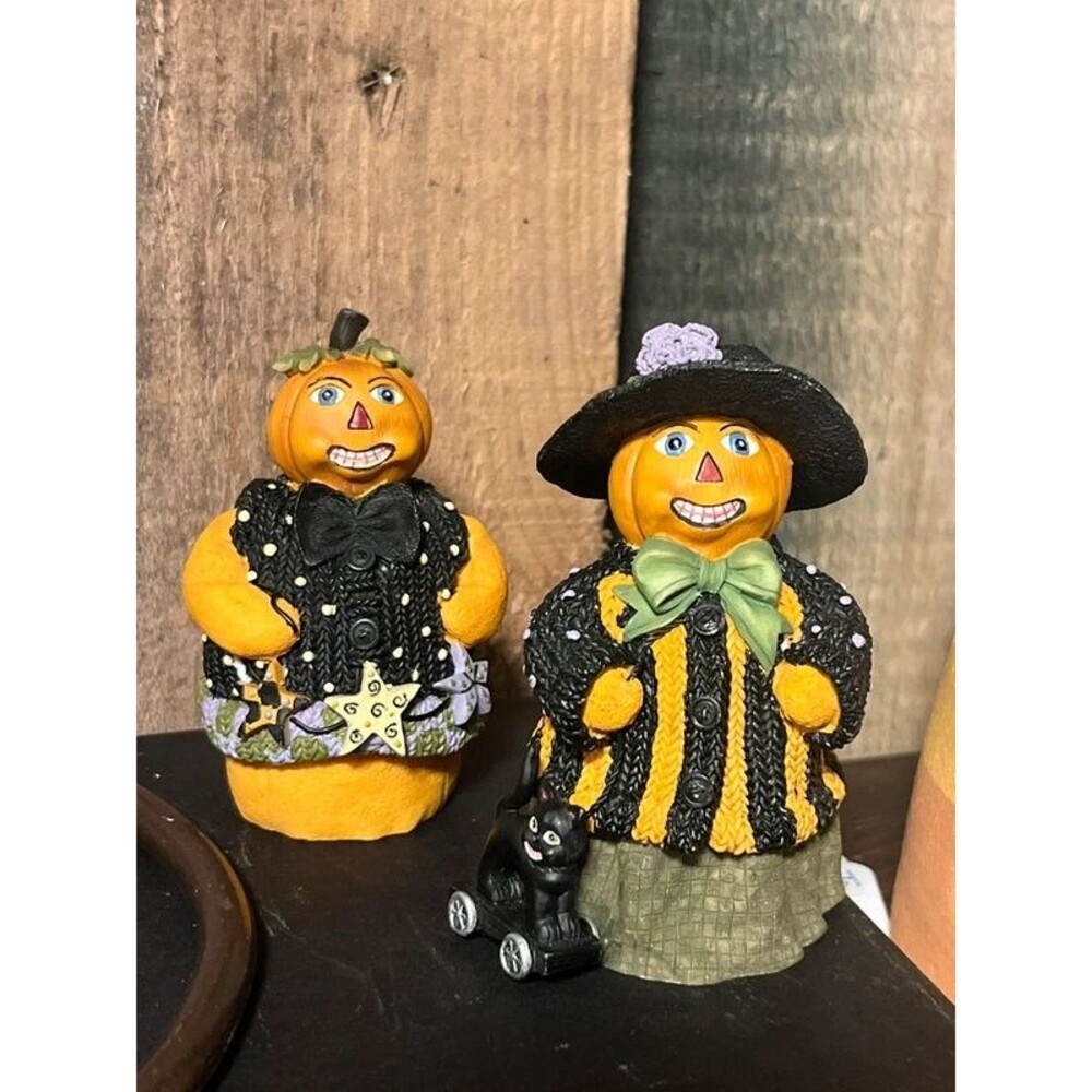 Heather Hykes Sleepy Hollow Halloween Pumpkin Figurines Set of 2